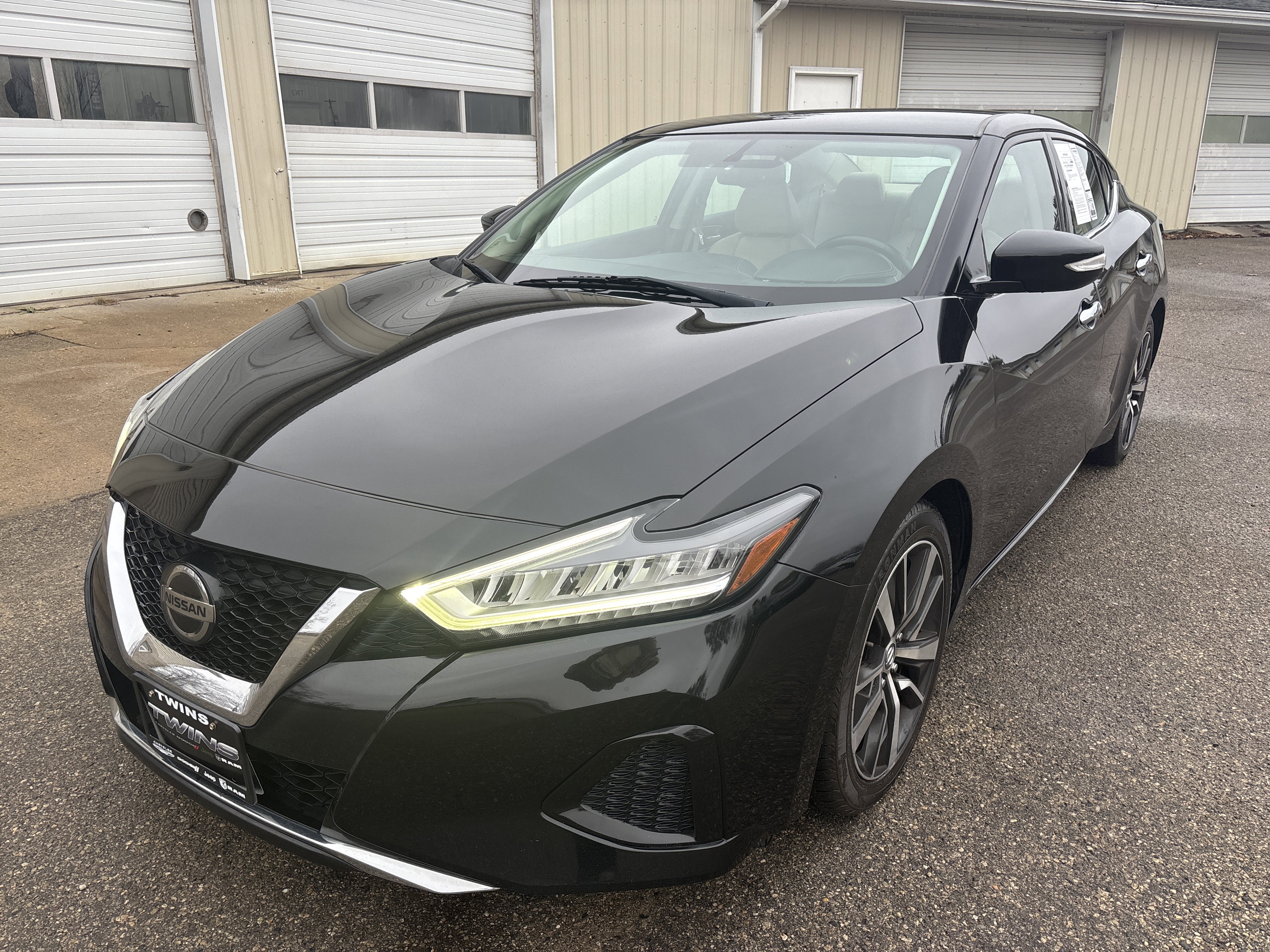 Used 2019 Nissan Maxima 3.5 SV w/ Floor Mat Group image 12