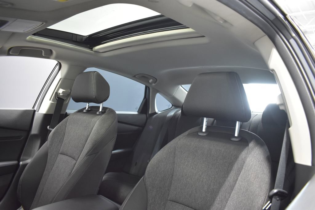 Used 2025 Honda Accord SE image 16