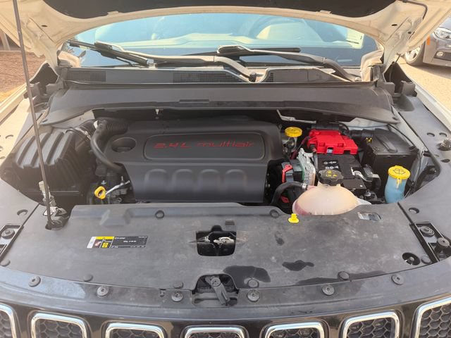 Used 2019 Jeep Compass Latitude w/ Safety & Security Group FWD image 24
