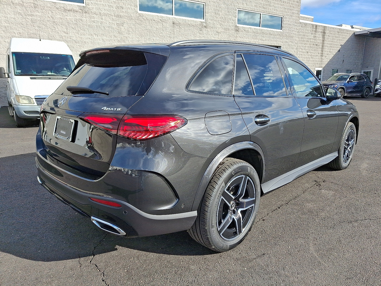 New 2026 Mercedes-Benz GLC 300 4MATIC image 6