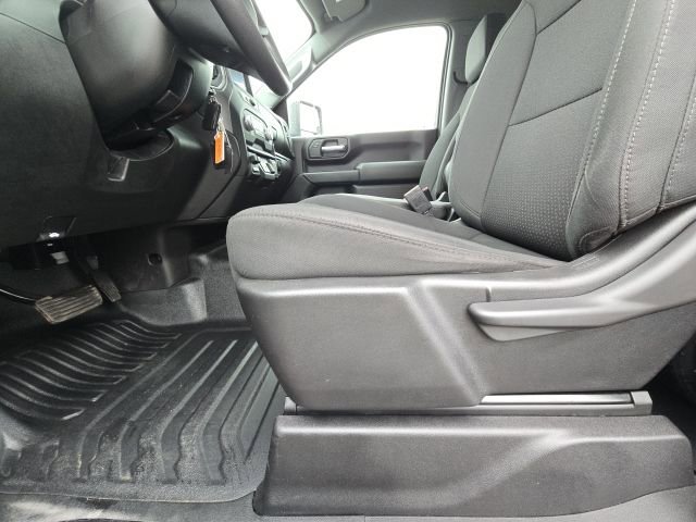 Used 2022 GMC Sierra 2500 Pro w/ Convenience Package image 18