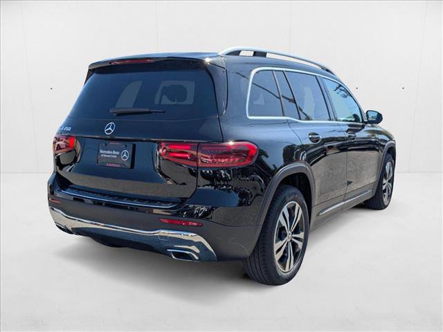New 2025 Mercedes-Benz GLB 250 image 2