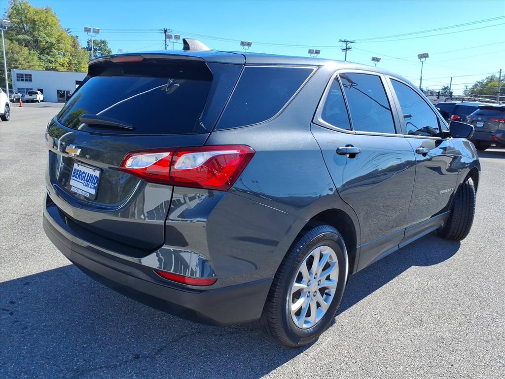 Certified 2021 Chevrolet Equinox LS w/ LS Convenience Package FWD image 4