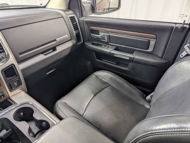 Used 2016 RAM 1500 Laramie w/ Convenience Group image 8