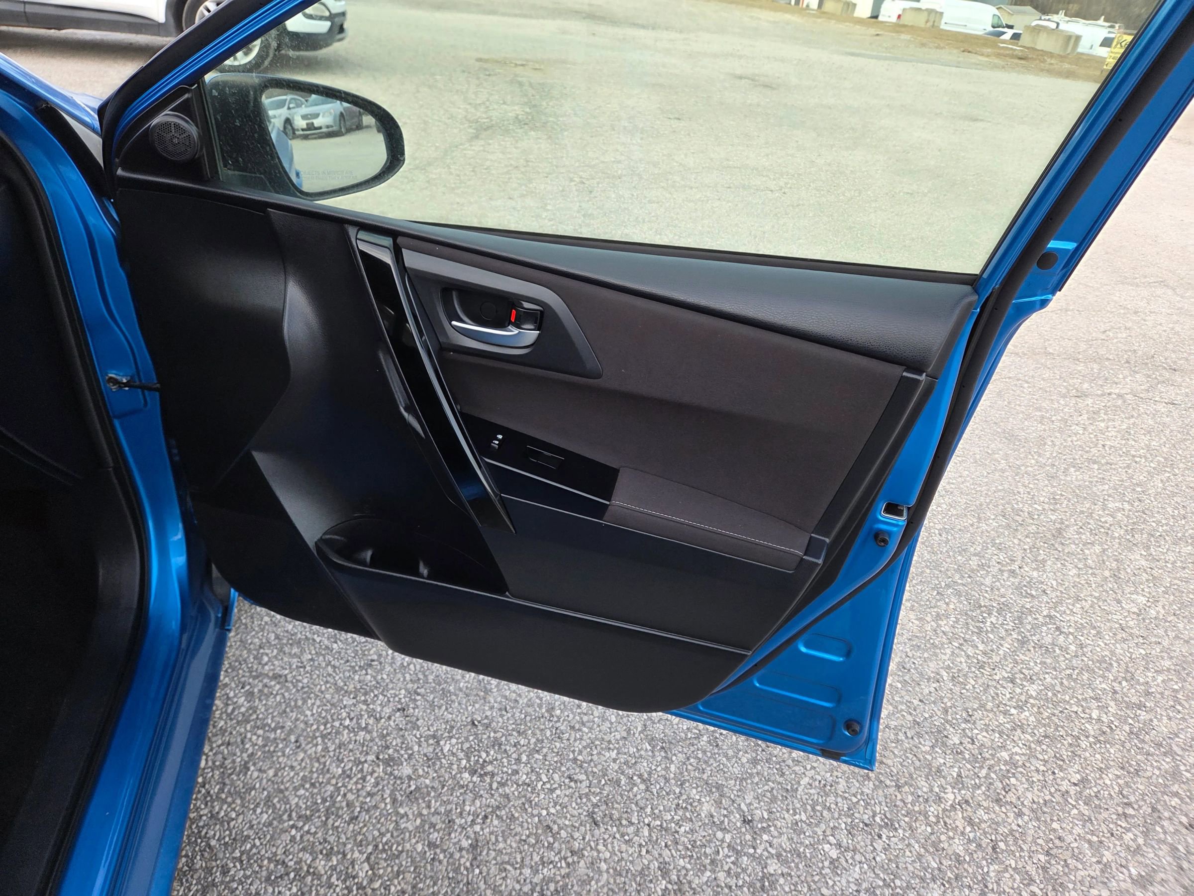 Used 2017 Toyota Corolla iM w/ Carpet Mat Package image 25