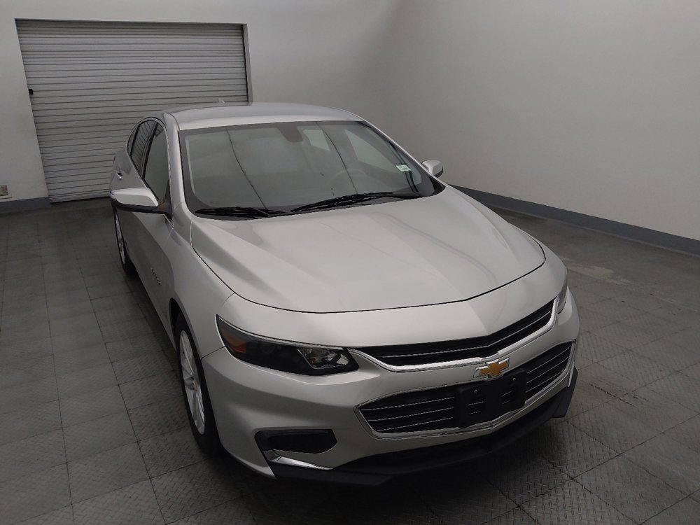 Used 2018 Chevrolet Malibu LT FWD image 14