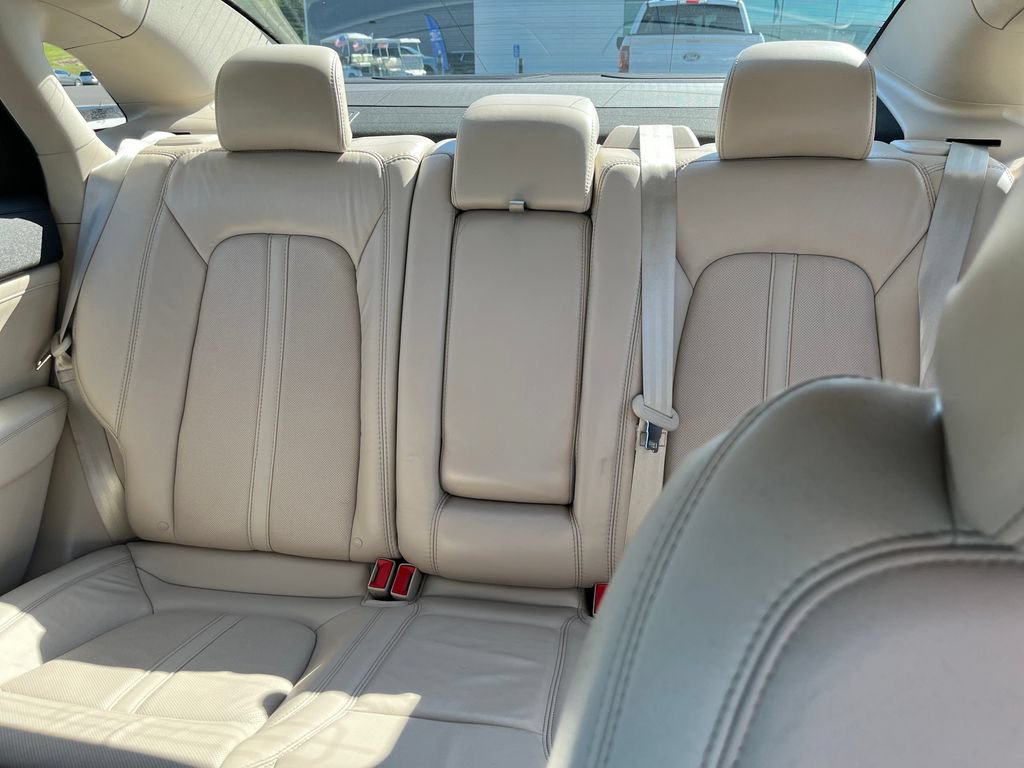 Used 2020 Lincoln MKZ Reserve w/ Elements Package AWD/4WD image 13