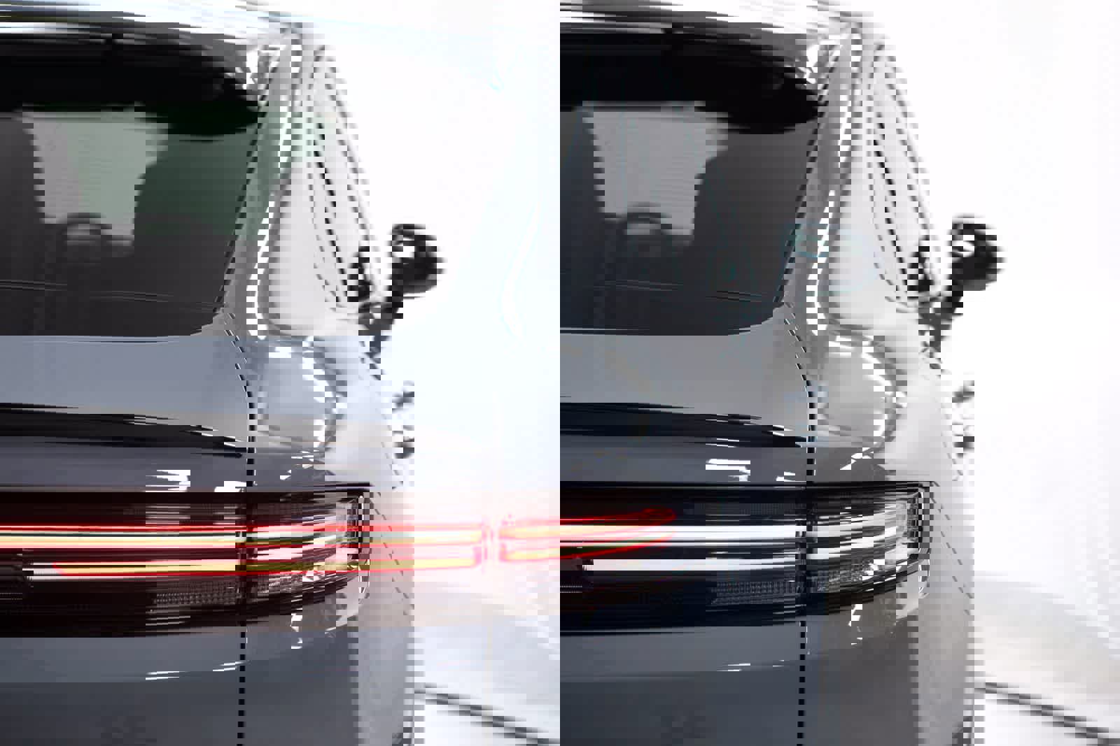 Certified 2025 Porsche Cayenne Coupe image 21