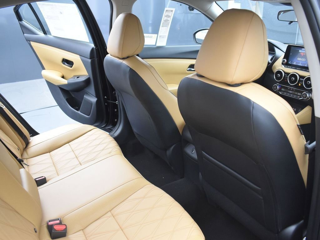 New 2025 Nissan Sentra SV w/ SV Premium Package image 18