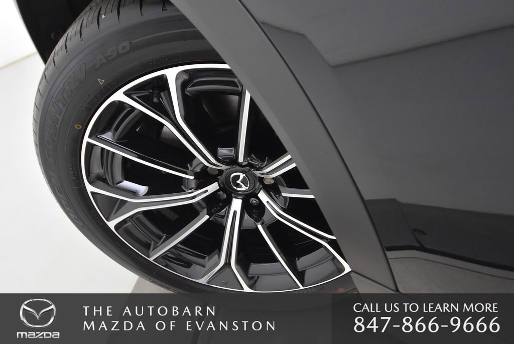 New 2025 MAZDA CX-70 Plug-In Hybrid w/ Premium Plus image 34