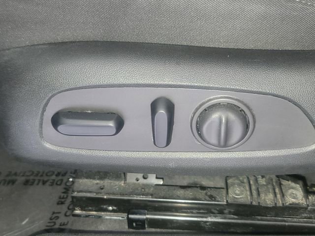 Used 2023 Chevrolet Malibu LT FWD image 31