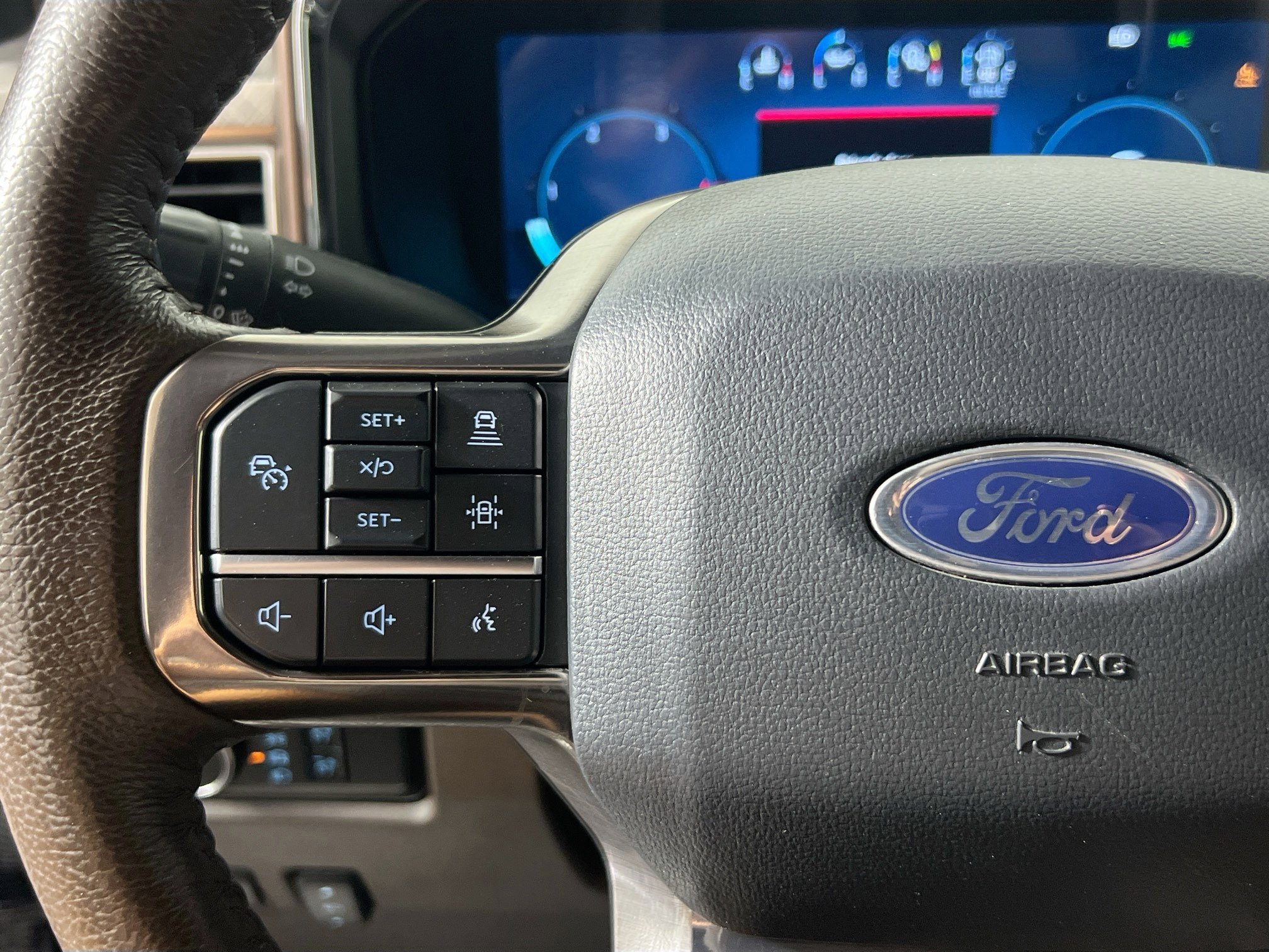 Used 2024 Ford F350 King Ranch w/ Chrome Package image 18