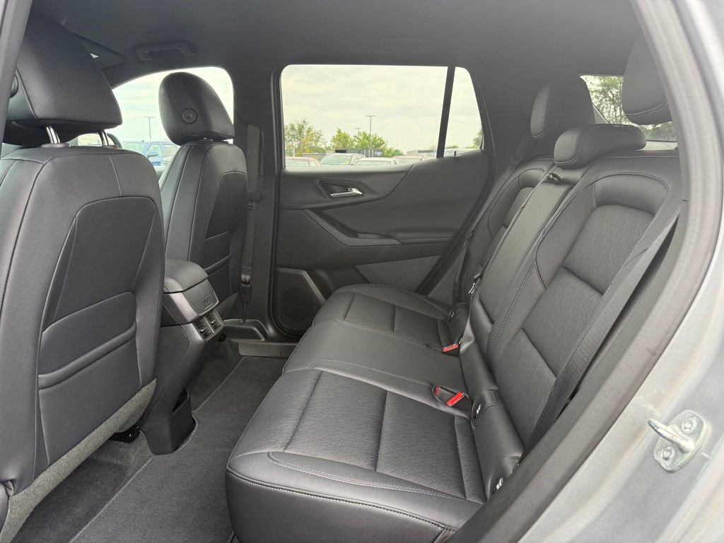 Used 2026 Chevrolet Equinox LT w/ Convenience Package II AWD/4WD image 20