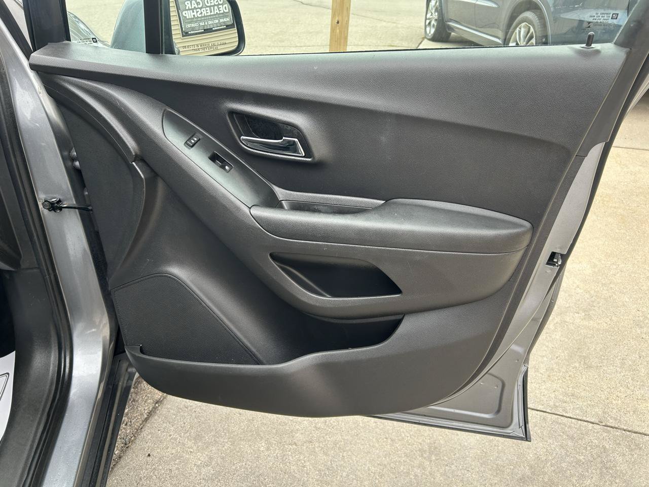 Used 2020 Chevrolet Trax LS w/ Tint and Cruise Package FWD image 16