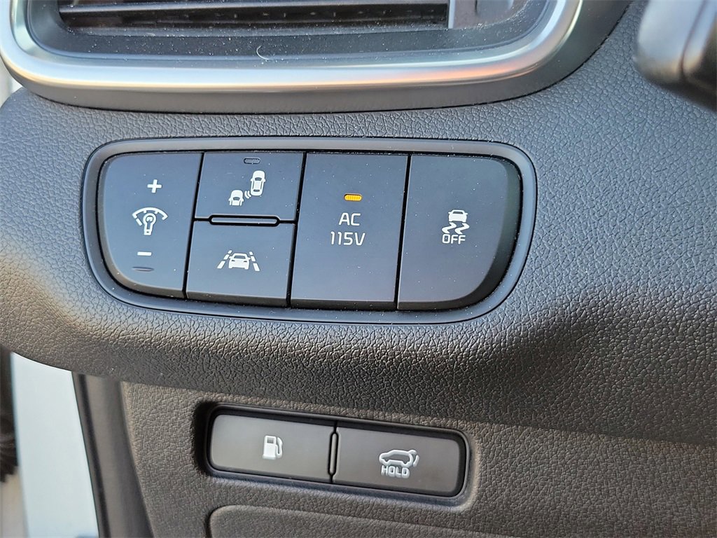 Used 2016 Kia Sorento SX w/ SXL Technology Package image 24