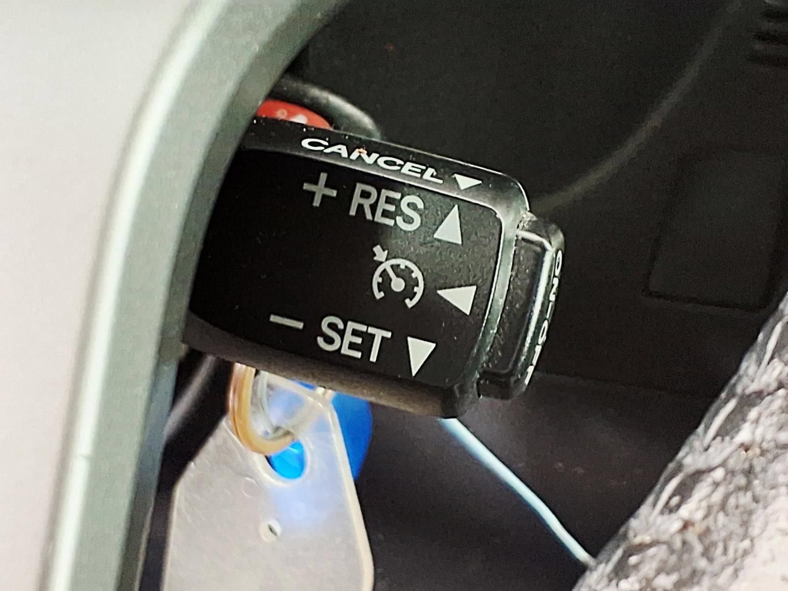 Used 2015 Toyota 4Runner SR5 Premium RWD image 19