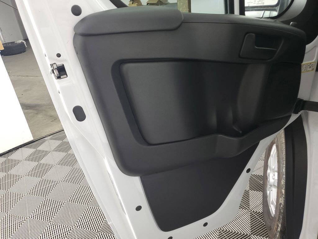 Used 2024 RAM ProMaster 2500 w/ Quick Order Package 22G SLT image 27