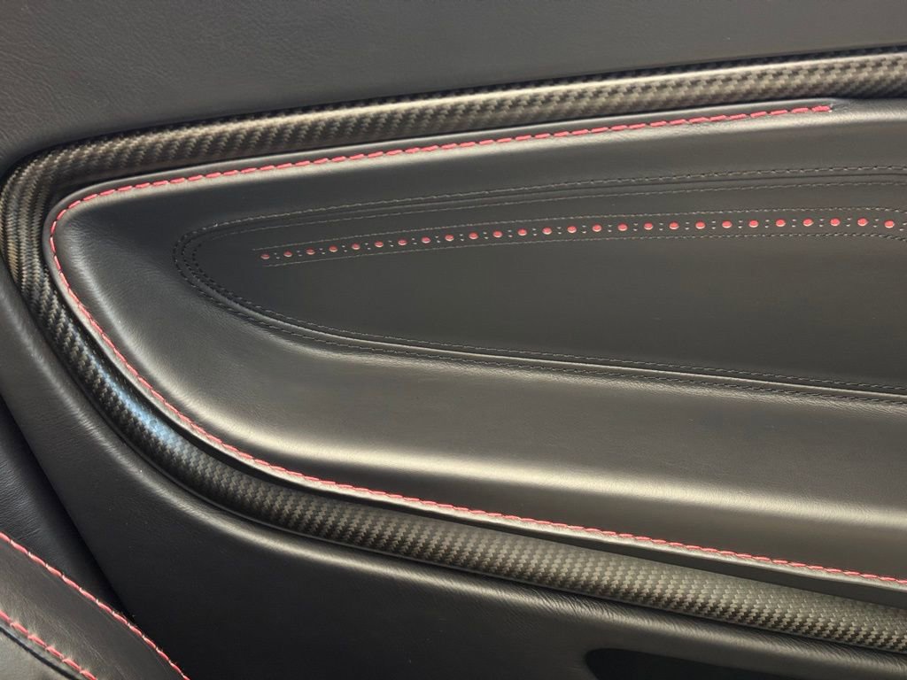 Used 2023 Aston Martin DB11 Volante image 13