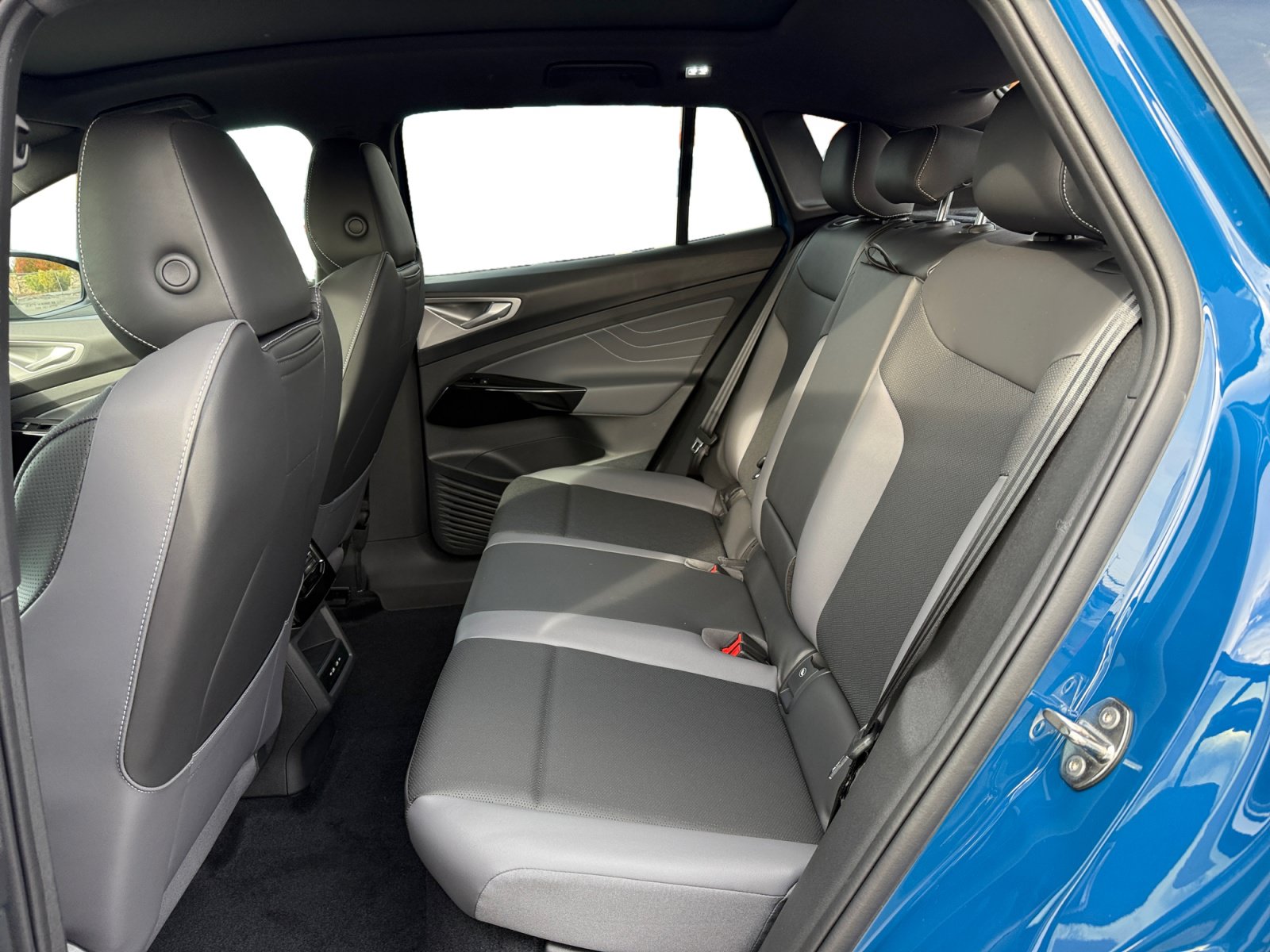 New 2026 Volkswagen ID.4 Pro S RWD image 16