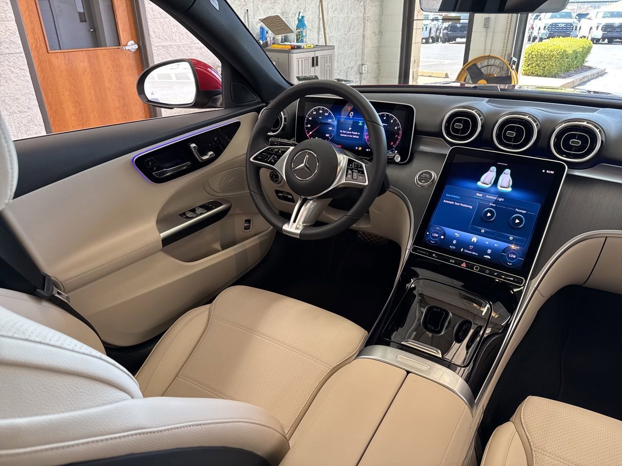 Used 2025 Mercedes-Benz C 300 Sedan image 45