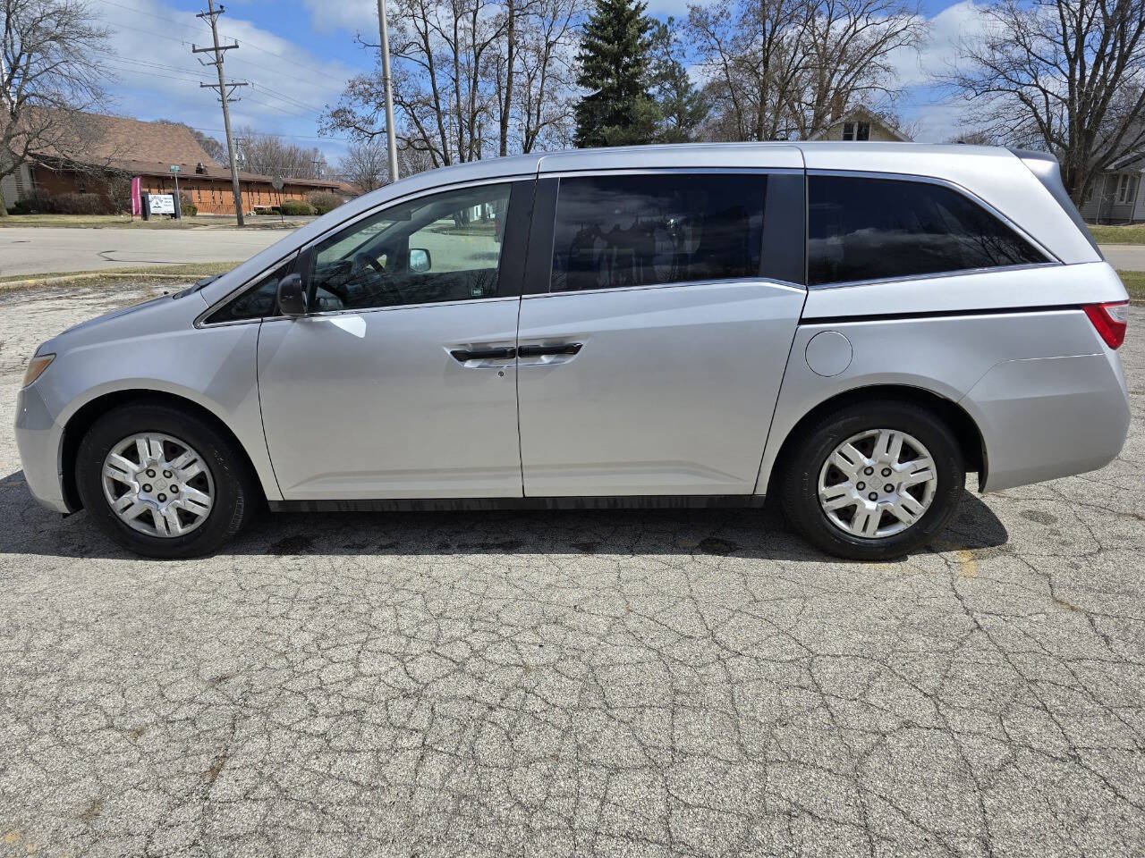 Used 2011 Honda Odyssey LX image 5