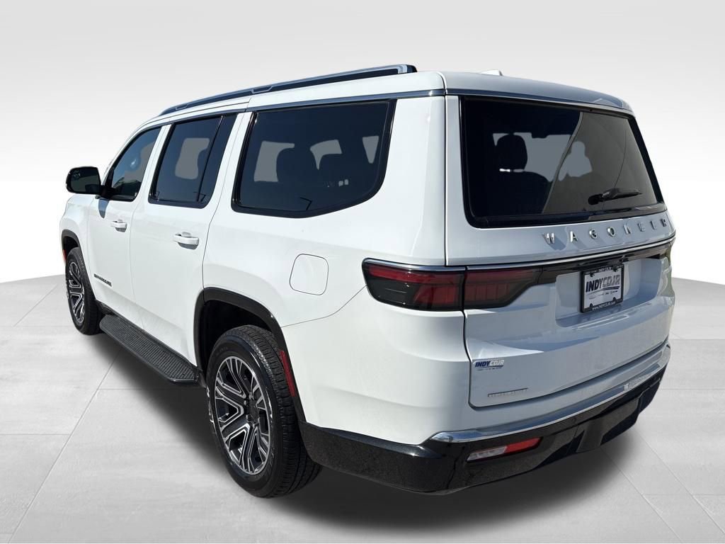 Used 2023 Jeep Wagoneer 4WD w/ Premium Group I image 6