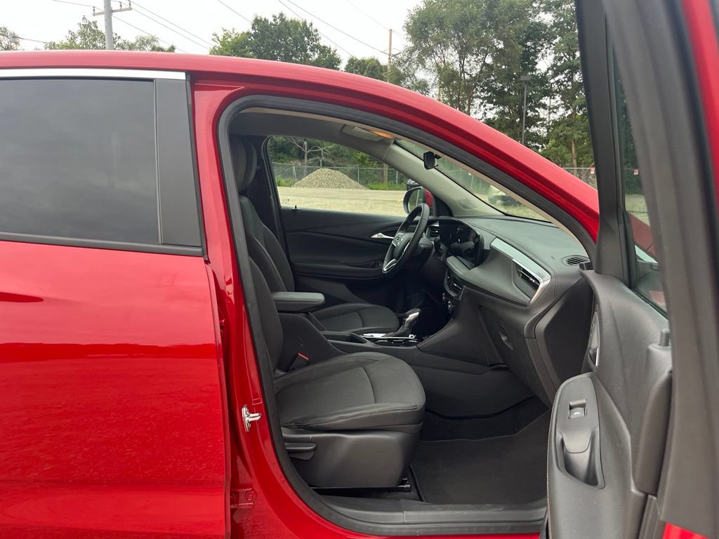Used 2026 Buick Encore GX Preferred FWD image 32
