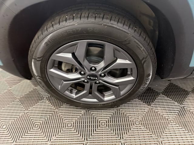 Certified 2024 Kia Seltos S AWD/4WD image 28