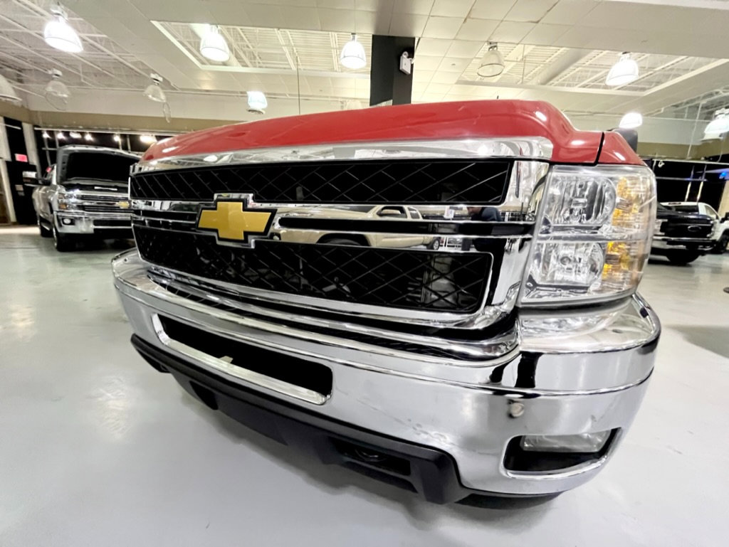 Used 2013 Chevrolet Silverado 3500 LTZ w/ LTZ Plus Package image 24