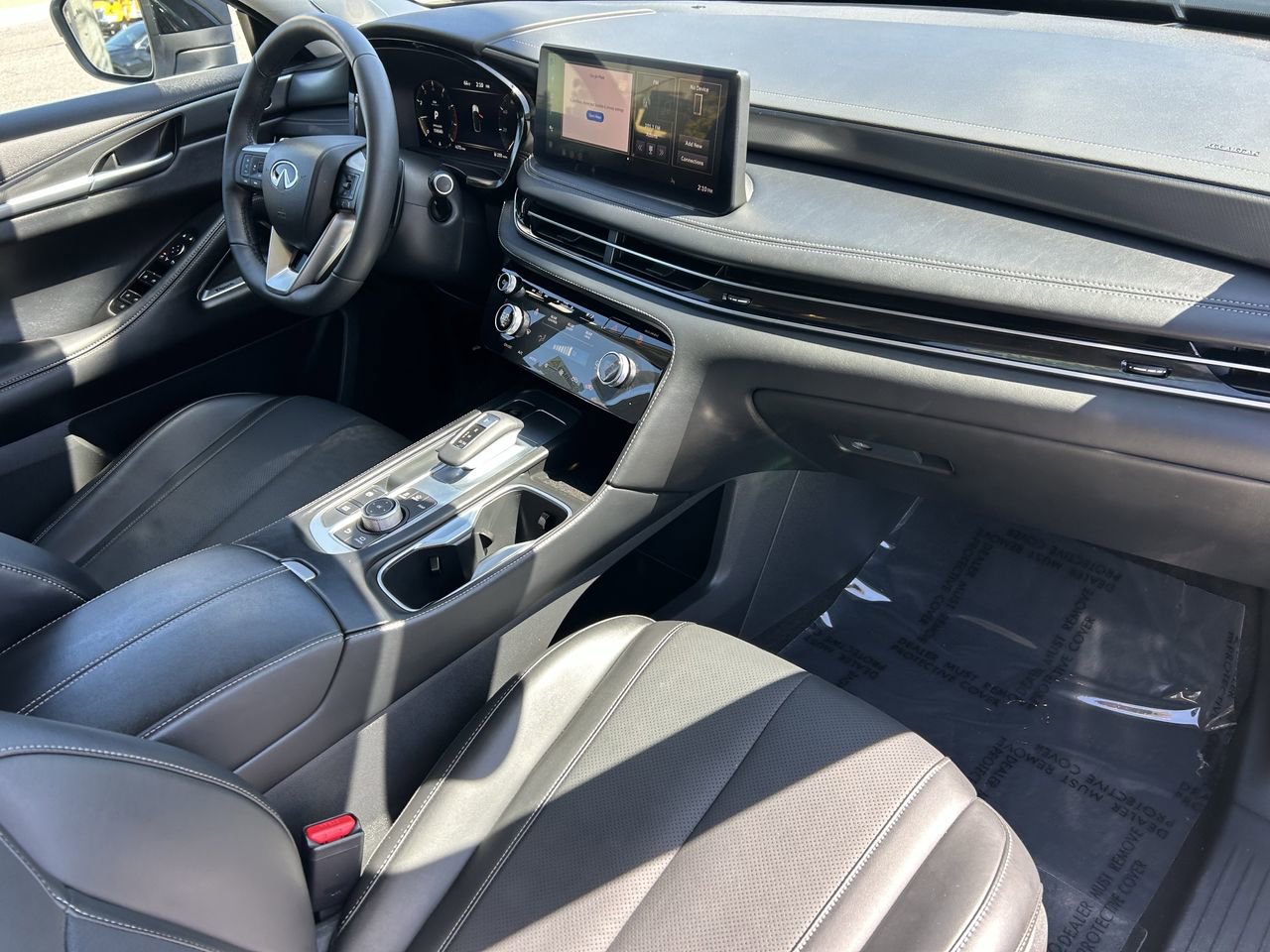 Certified 2026 INFINITI QX60 Luxe w/ Cargo Package FWD image 9