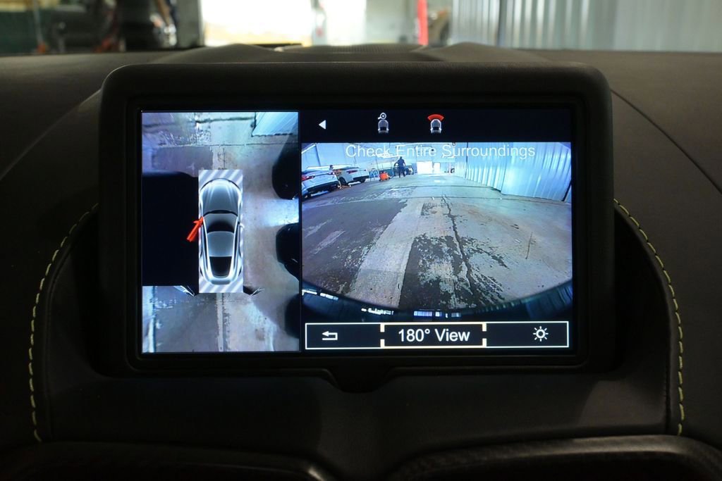 Used 2023 Aston Martin V8 Vantage Coupe RWD image 35