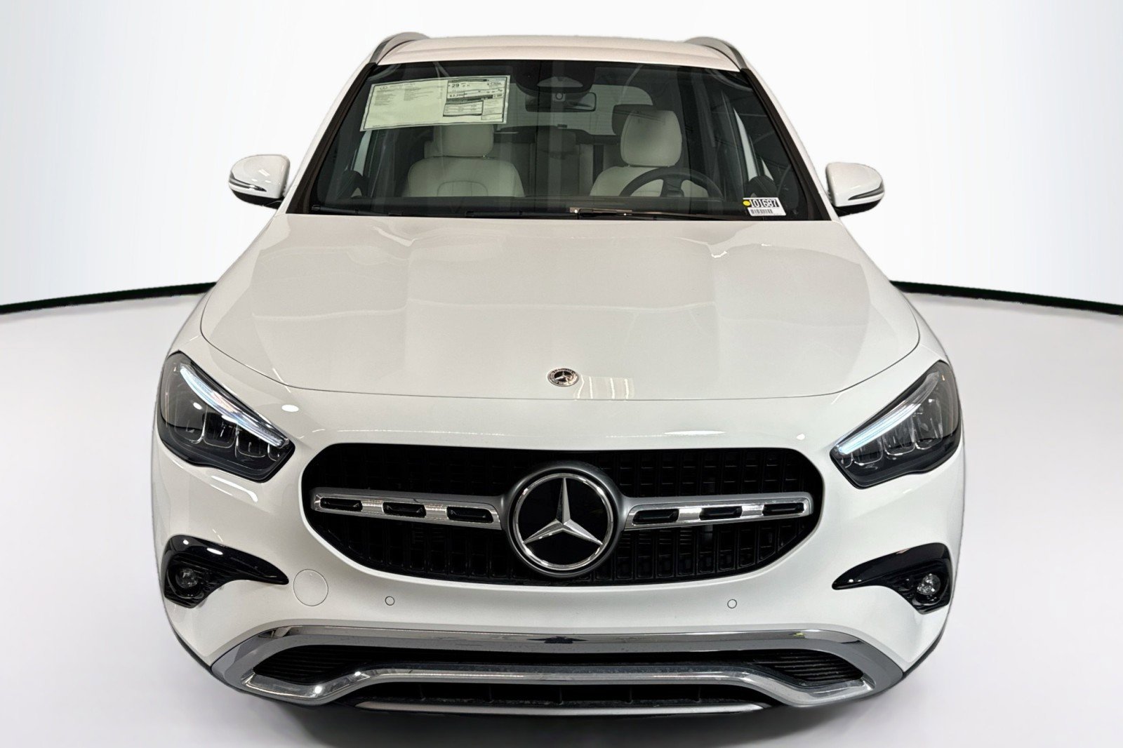 New 2025 Mercedes-Benz GLA 250 image 2