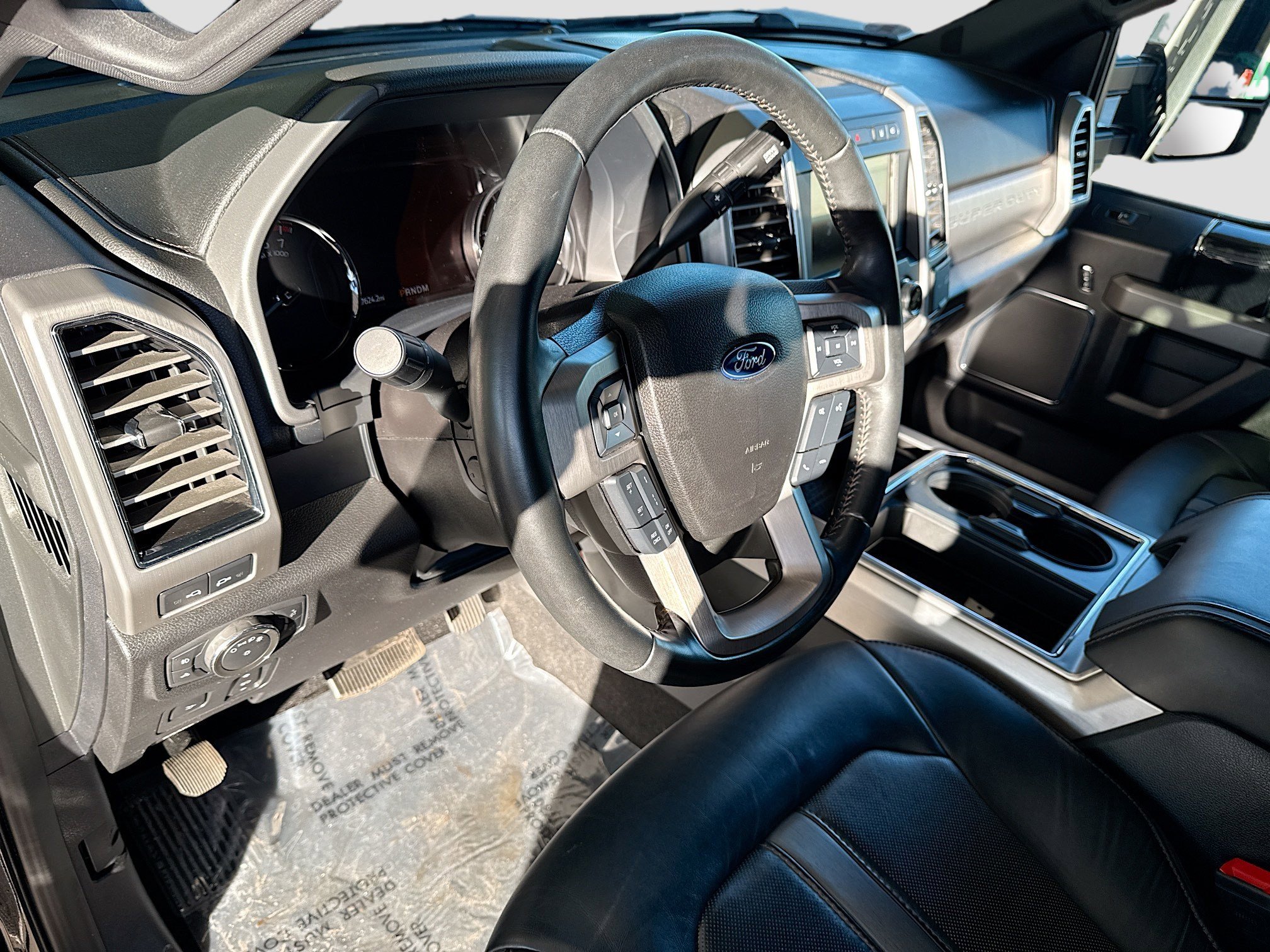 Used 2020 Ford F350 Platinum w/ Snow Plow Prep Package image 22