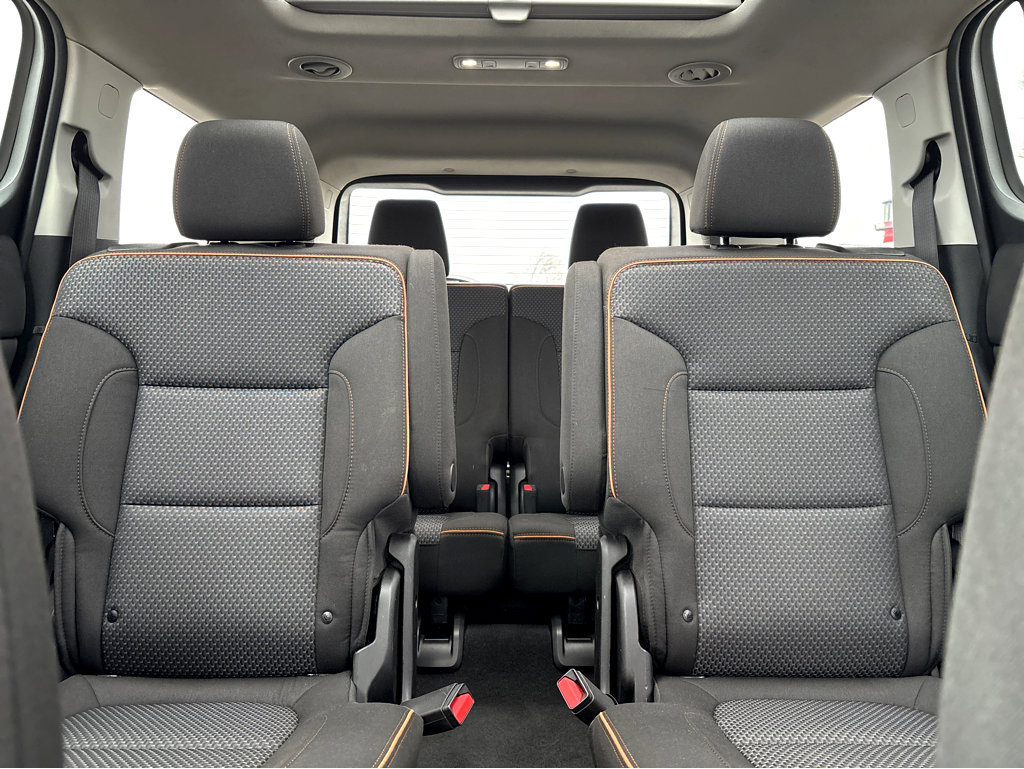 Used 2023 GMC Acadia AT4 w/ Trailering Package image 4