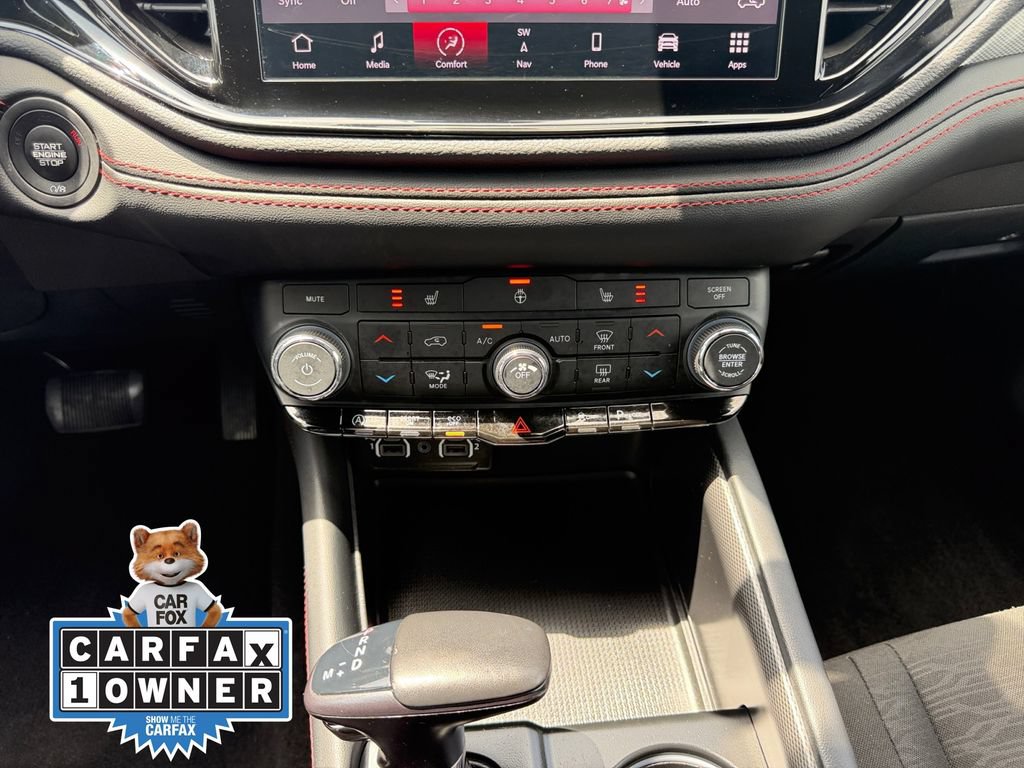 Used 2025 Dodge Durango GT AWD/4WD image 12