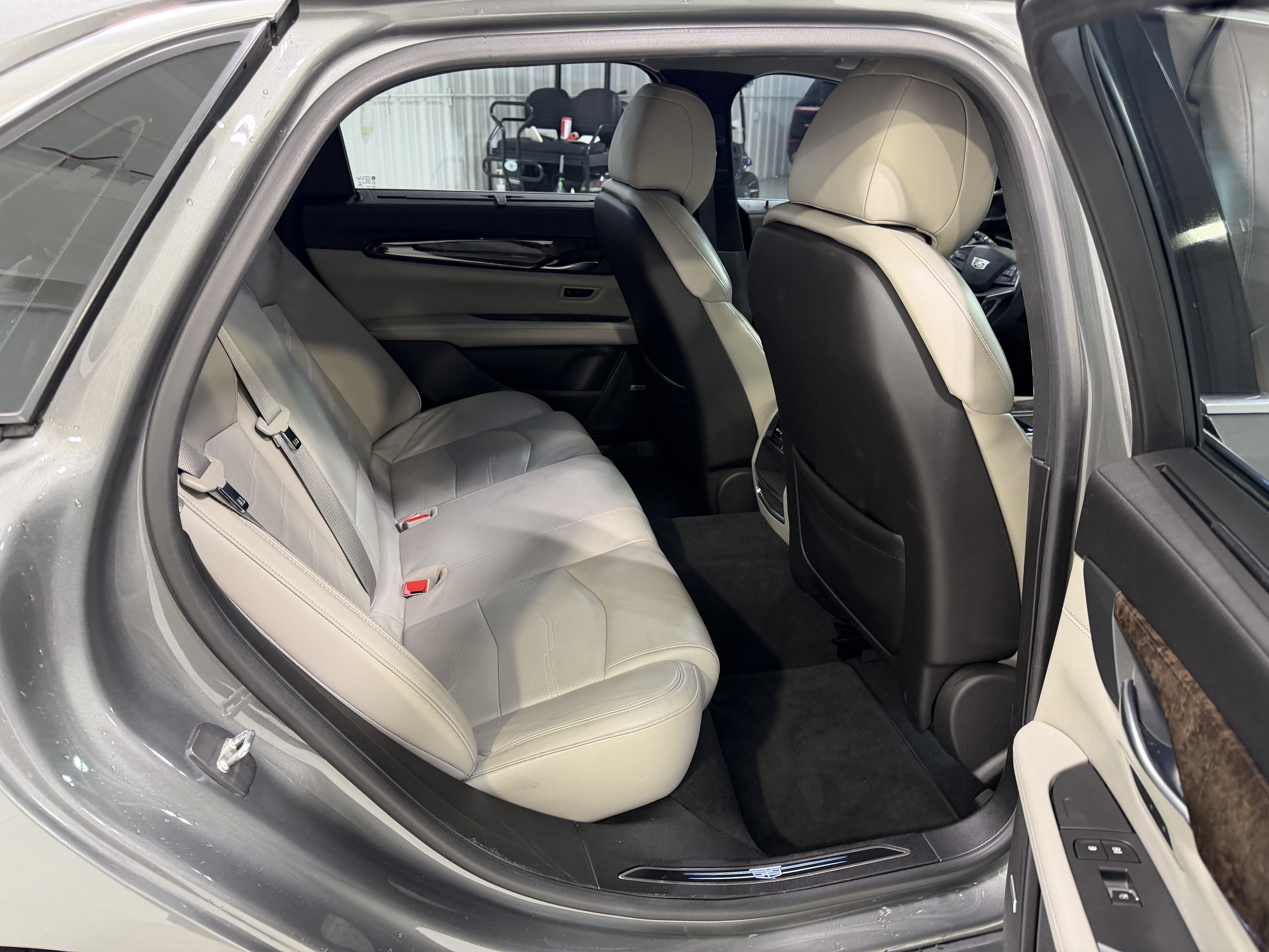 Used 2016 Cadillac CT6 Luxury RWD image 12