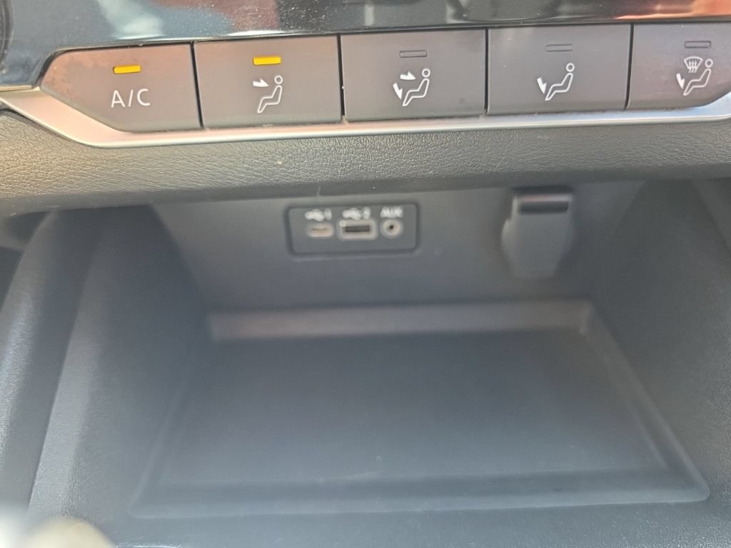 Used 2025 Nissan Altima 2.5 SV FWD image 22