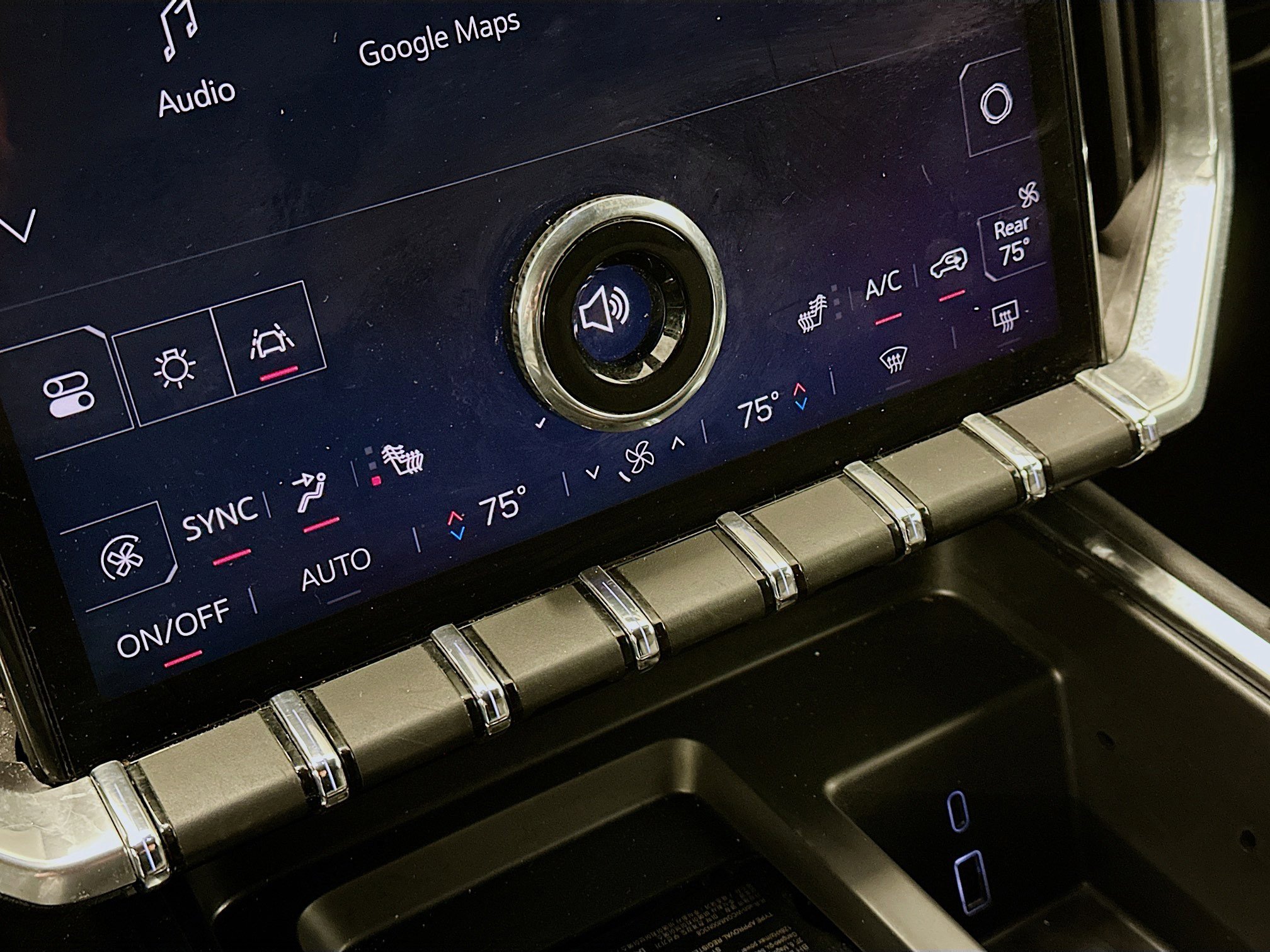 Used 2025 GMC Acadia Elevation image 24