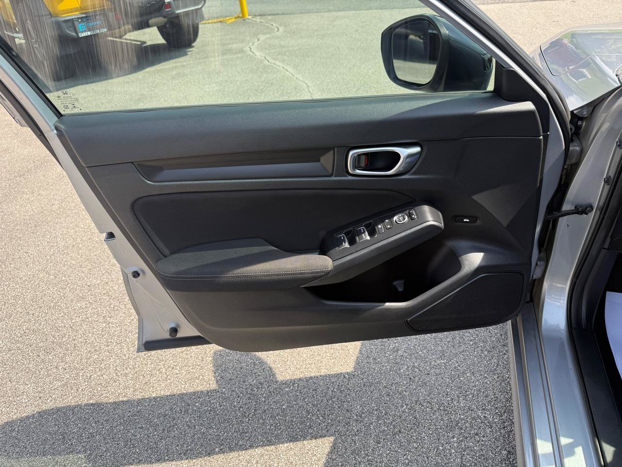 Used 2023 Honda Civic Sport image 18