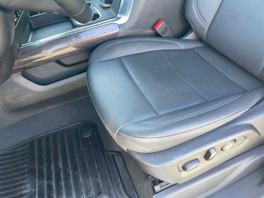 Used 2024 Chevrolet Silverado 2500 LTZ w/ LTZ Plus Package image 23