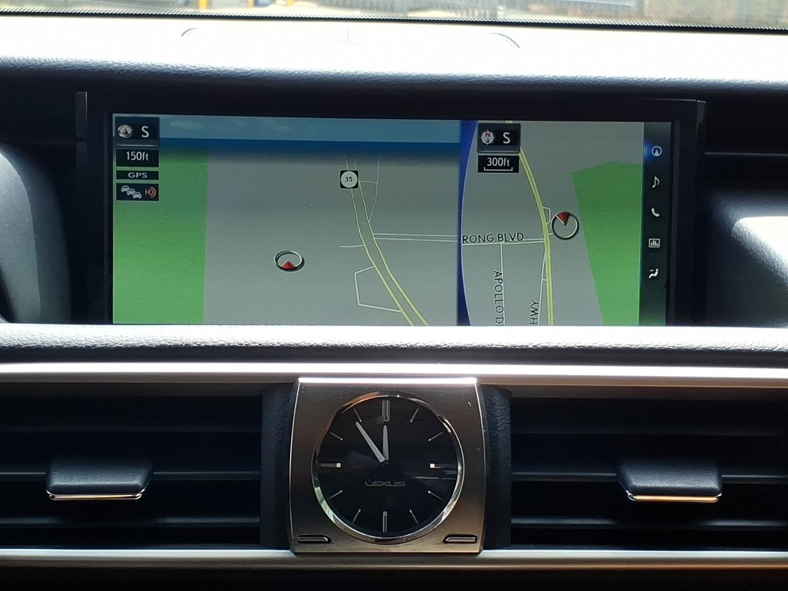 Used 2018 Lexus IS 300 AWD w/ Comfort Package image 11