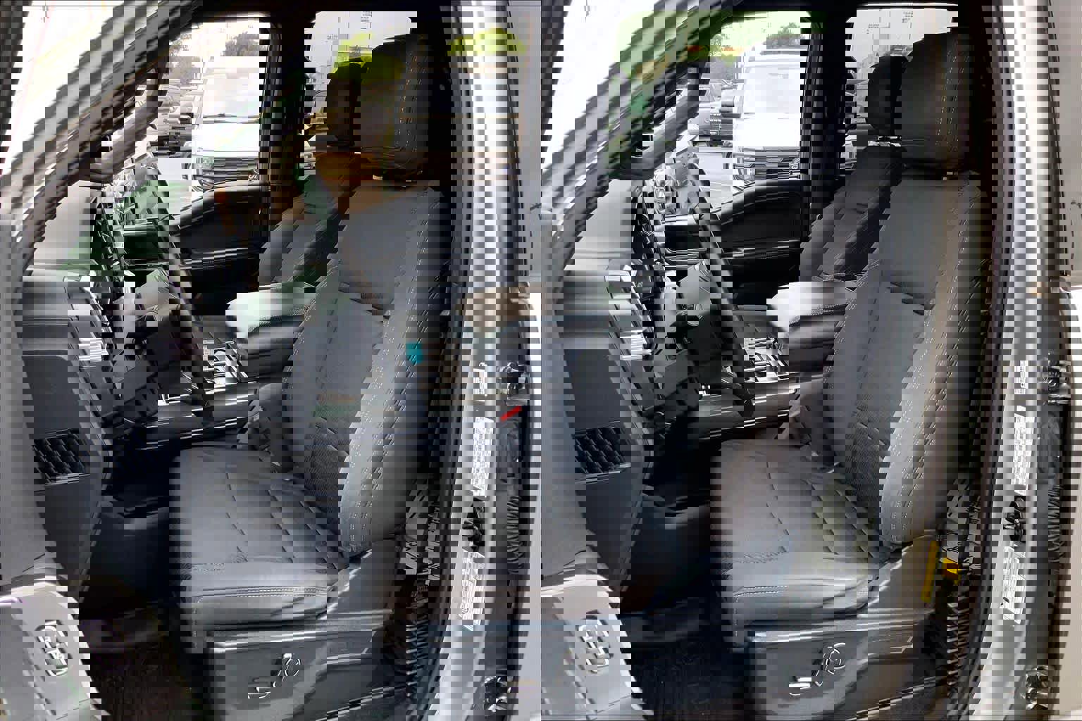 Certified 2021 Ford F150 XLT w/ Equipment Group 302A High image 8