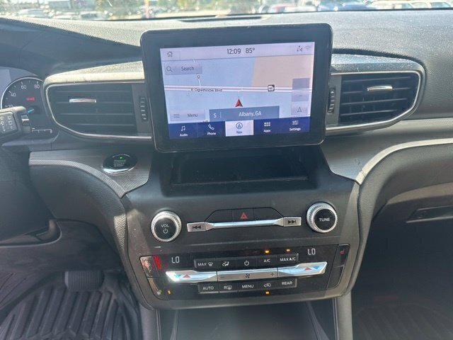 Used 2020 Ford Explorer XLT w/ Equipment Group 202A RWD image 17