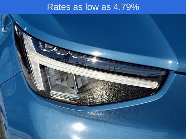 Certified 2023 Volvo XC40 B5 Plus w/ Driver Assist Package image 9