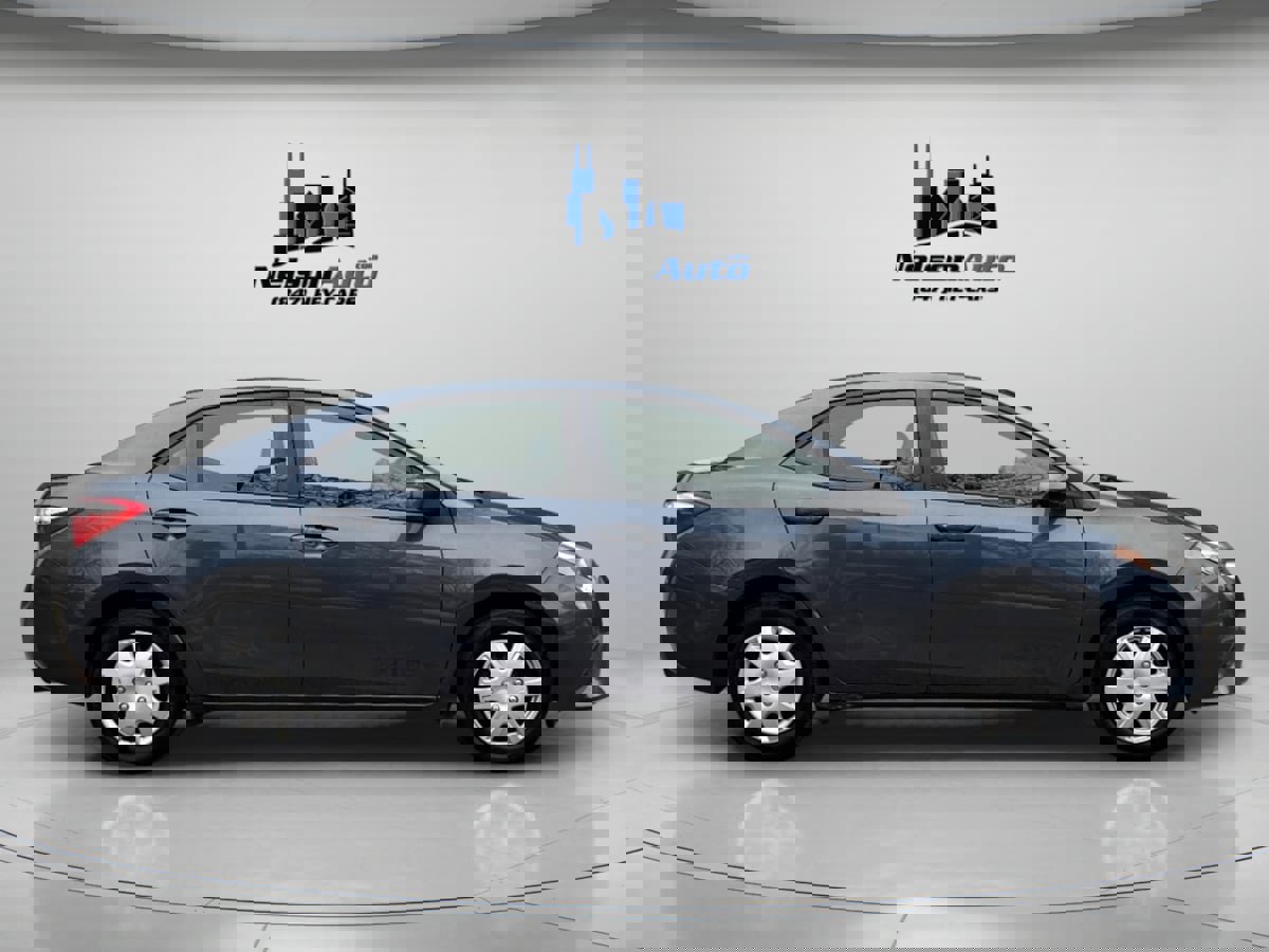 Used 2014 Toyota Corolla L FWD image 3