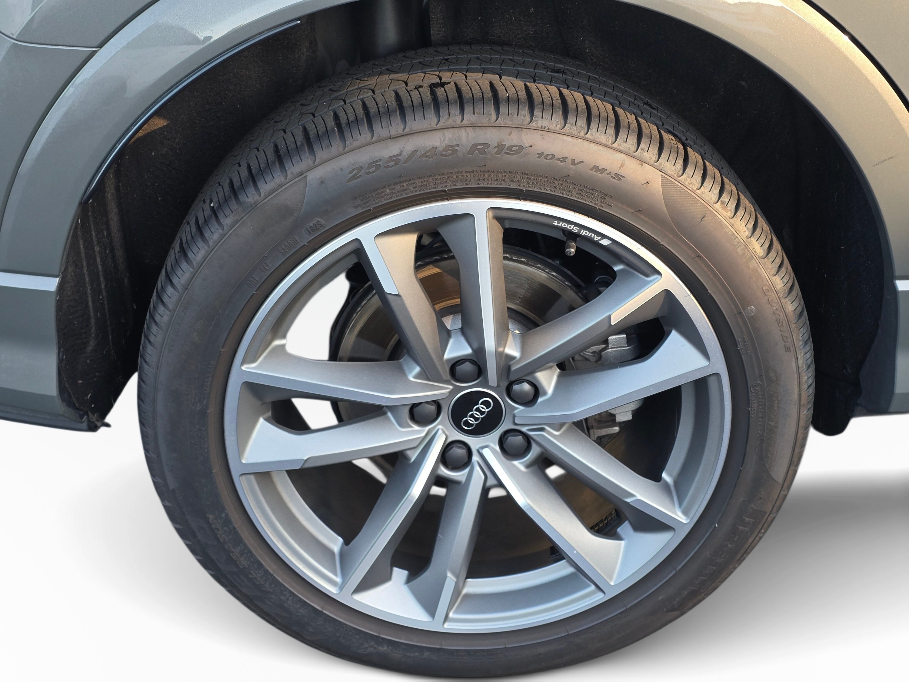 Certified 2025 Audi Q3 2.0T Premium AWD/4WD image 22