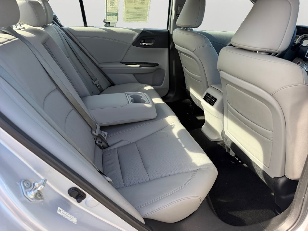 Used 2013 Honda Accord EX-L image 9