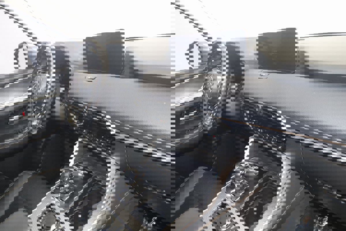 Used 2024 MAZDA CX-90 Plug-In Hybrid w/ Premium Pkg image 45