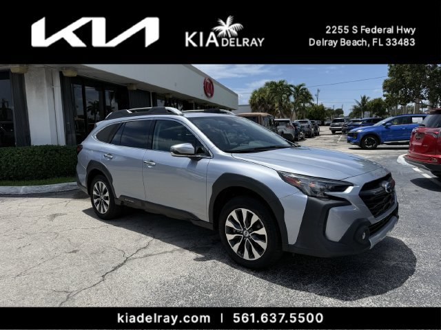 Used 2023 Subaru Outback Touring AWD/4WD image 1