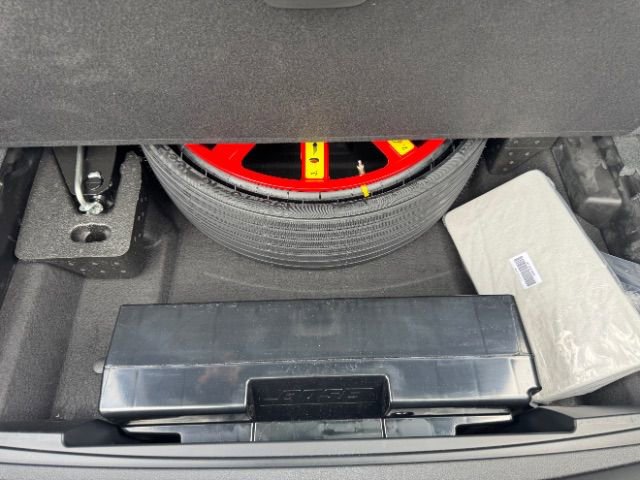 Used 2024 Porsche Macan Turbo image 45